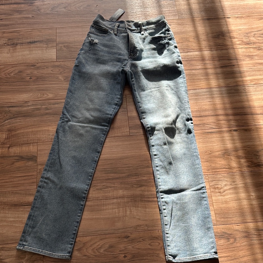 BRAND NEW! women’s express 90s slim light blue jeans